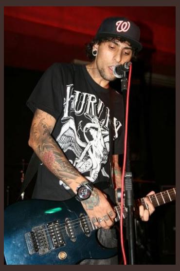 Banda New Hard